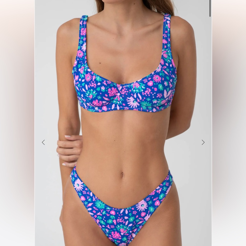 Bright wear swim suit